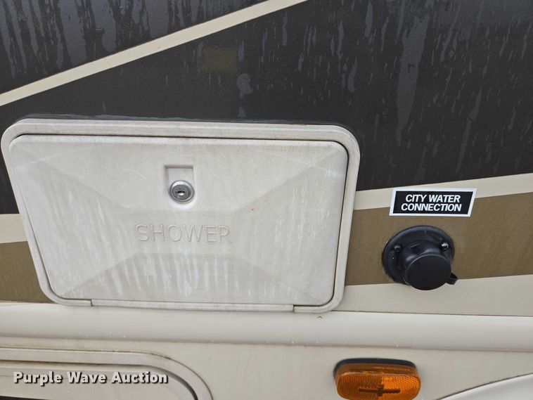 image for item ER5429 2017 Thor Motor Coach Stripped  RV