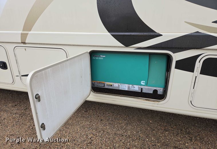 image for item ER5429 2017 Thor Motor Coach Stripped  RV