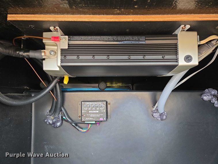 image for item ER5429 2017 Thor Motor Coach Stripped  RV