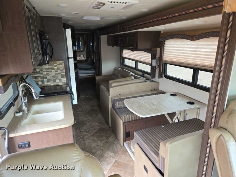 image for item ER5429 2017 Thor Motor Coach Stripped  RV