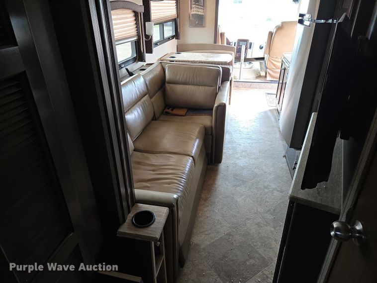 image for item ER5429 2017 Thor Motor Coach Stripped  RV