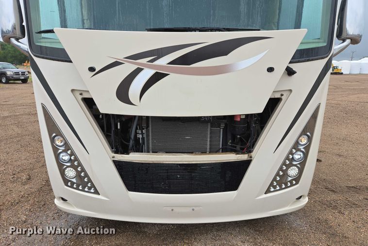 image for item ER5429 2017 Thor Motor Coach Stripped  RV