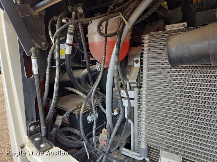 image for item ER5429 2017 Thor Motor Coach Stripped  RV