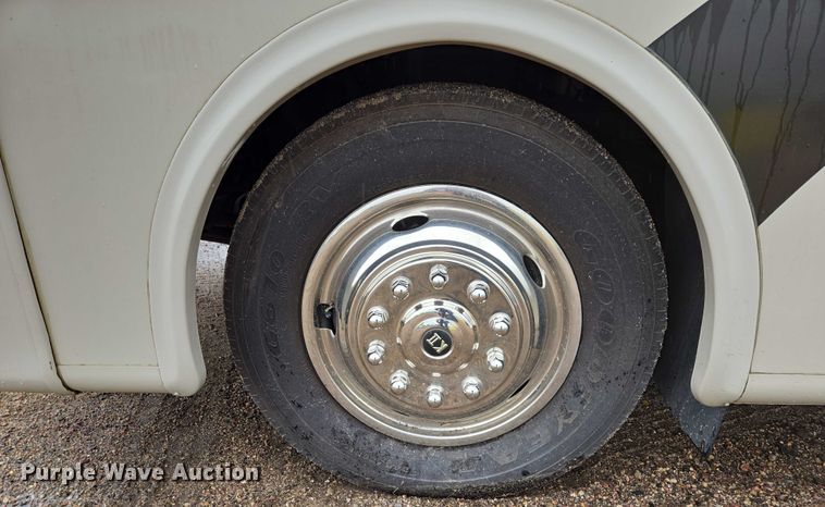 image for item ER5429 2017 Thor Motor Coach Stripped  RV