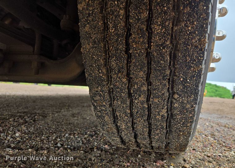 image for item ER5429 2017 Thor Motor Coach Stripped  RV