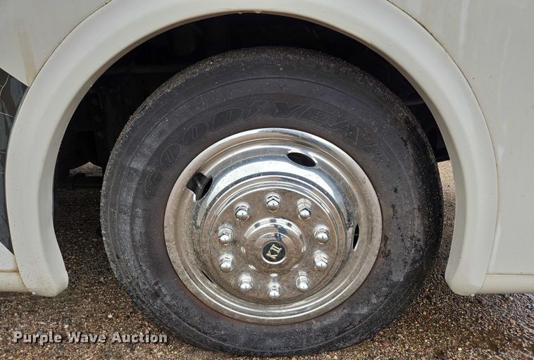 image for item ER5429 2017 Thor Motor Coach Stripped  RV