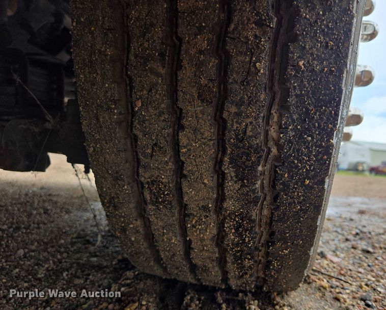 image for item ER5429 2017 Thor Motor Coach Stripped  RV