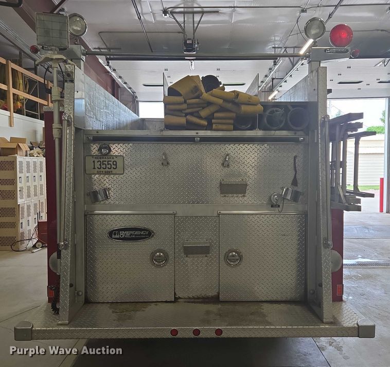 image for item ER5431 1985 GMC 7000 pumper fire truck