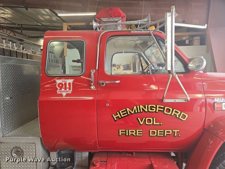 image for item ER5431 1985 GMC 7000 pumper fire truck