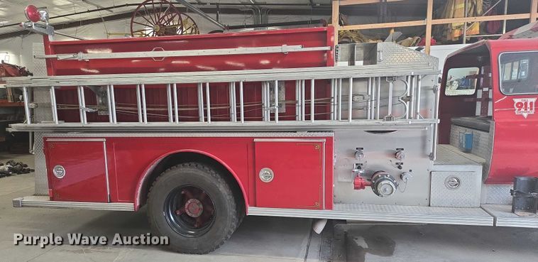 image for item ER5431 1985 GMC 7000 pumper fire truck