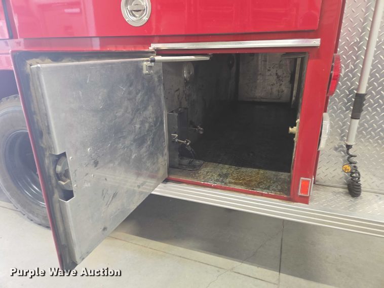 image for item ER5431 1985 GMC 7000 pumper fire truck