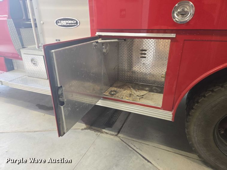 image for item ER5431 1985 GMC 7000 pumper fire truck