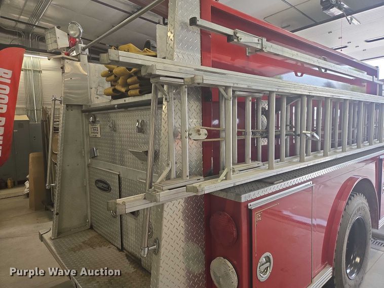 image for item ER5431 1985 GMC 7000 pumper fire truck