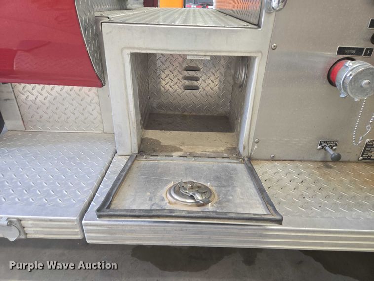 image for item ER5431 1985 GMC 7000 pumper fire truck