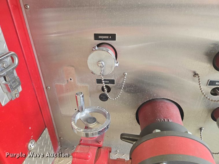 image for item ER5431 1985 GMC 7000 pumper fire truck