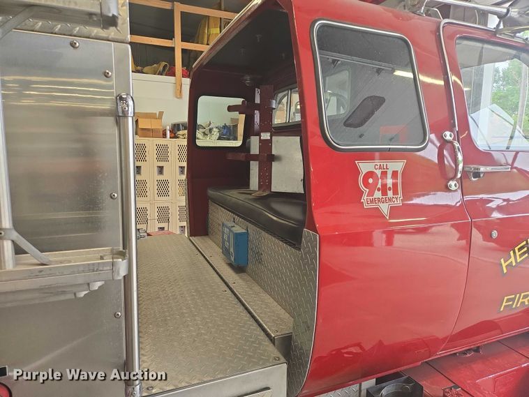 image for item ER5431 1985 GMC 7000 pumper fire truck