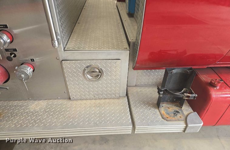 image for item ER5431 1985 GMC 7000 pumper fire truck