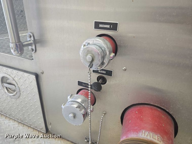 image for item ER5431 1985 GMC 7000 pumper fire truck