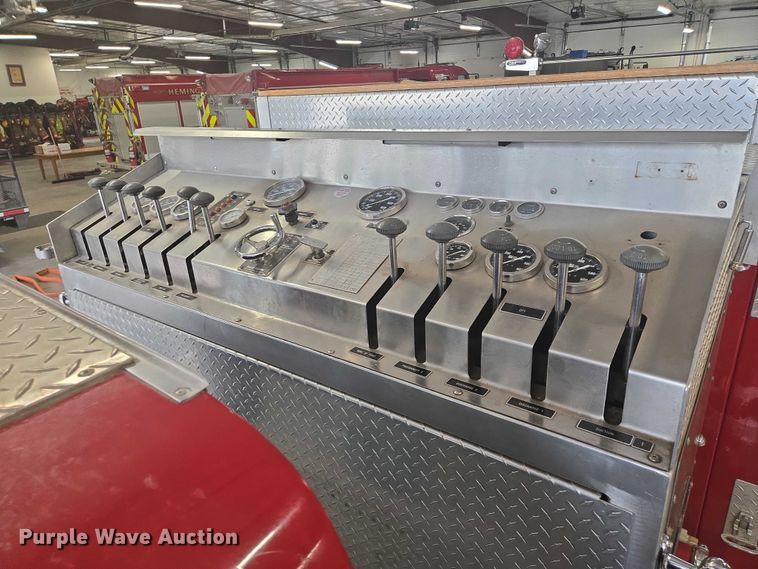 image for item ER5431 1985 GMC 7000 pumper fire truck