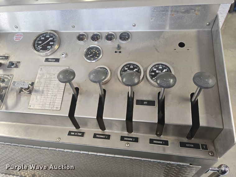 image for item ER5431 1985 GMC 7000 pumper fire truck