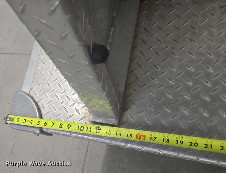 image for item ER5431 1985 GMC 7000 pumper fire truck