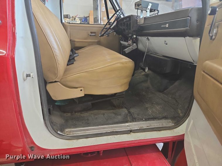 image for item ER5431 1985 GMC 7000 pumper fire truck