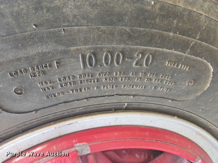 image for item ER5431 1985 GMC 7000 pumper fire truck