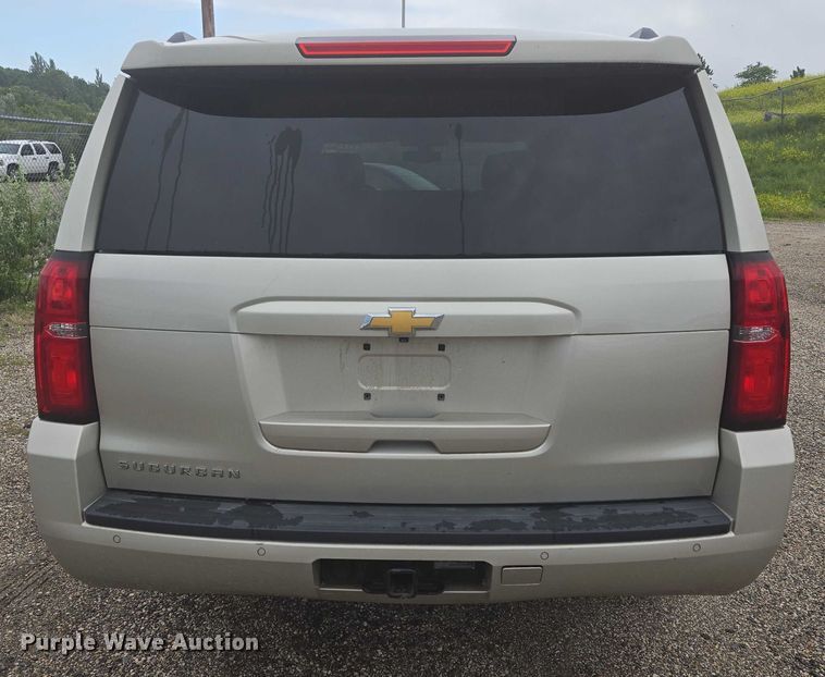 image for item ER5436 2015 Chevrolet Suburban SUV