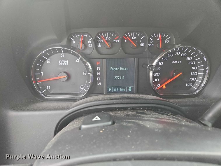 image for item ER5436 2015 Chevrolet Suburban SUV