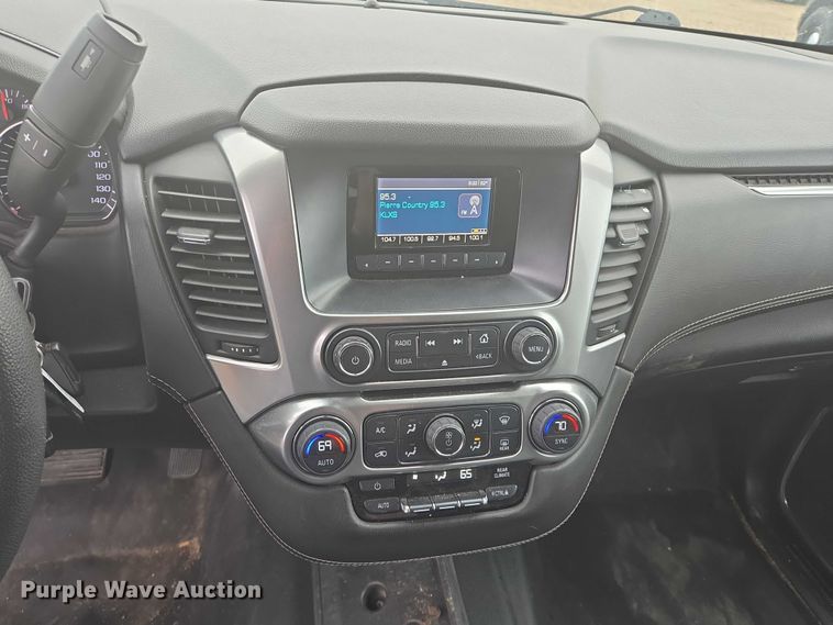 image for item ER5436 2015 Chevrolet Suburban SUV