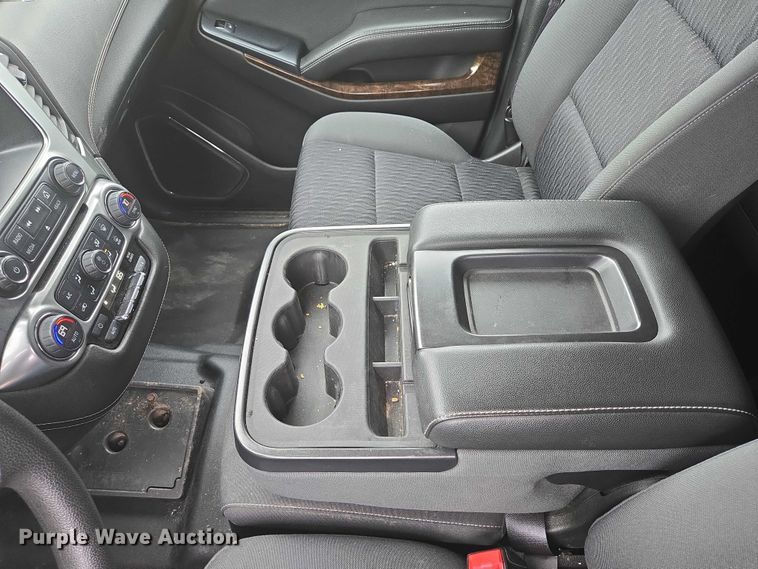 image for item ER5436 2015 Chevrolet Suburban SUV