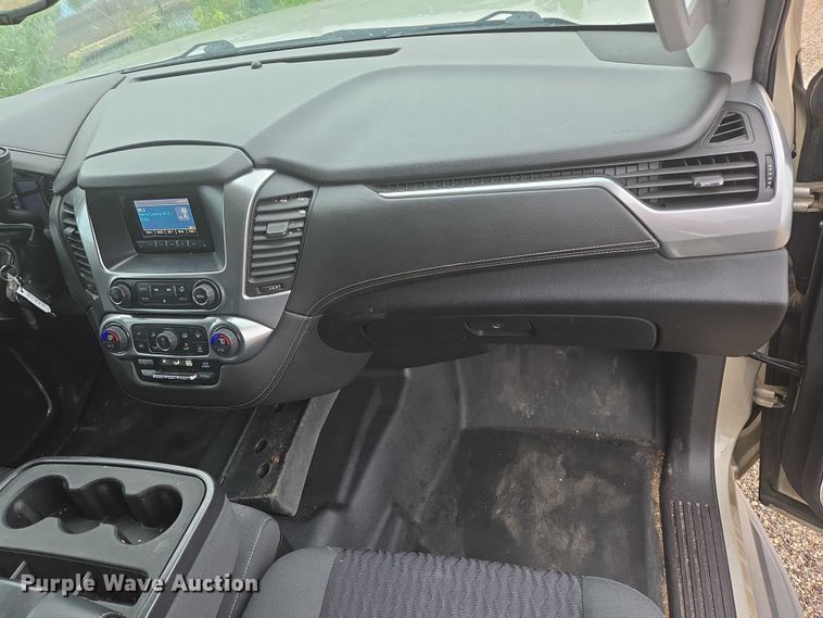 image for item ER5436 2015 Chevrolet Suburban SUV