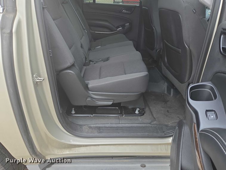 image for item ER5436 2015 Chevrolet Suburban SUV