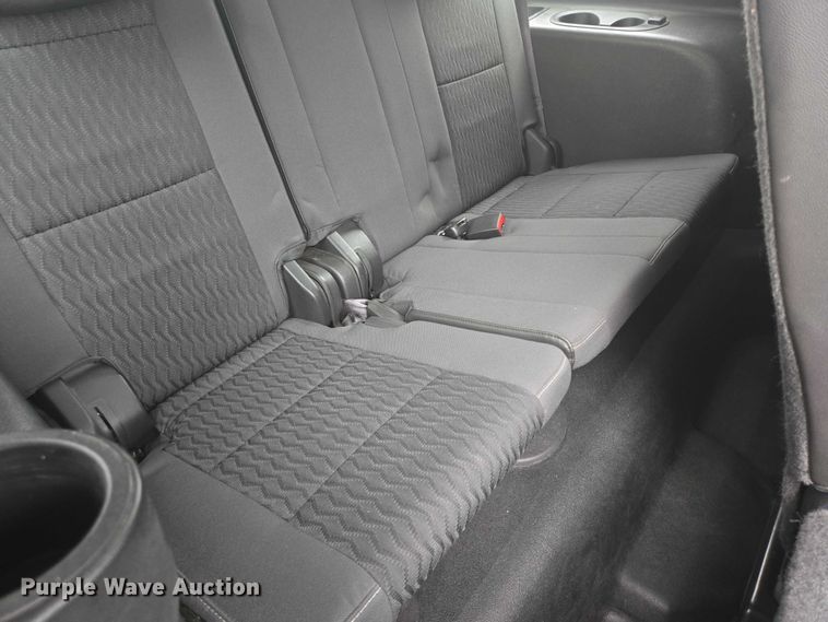 image for item ER5436 2015 Chevrolet Suburban SUV