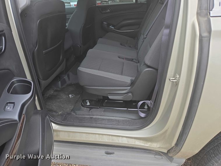 image for item ER5436 2015 Chevrolet Suburban SUV
