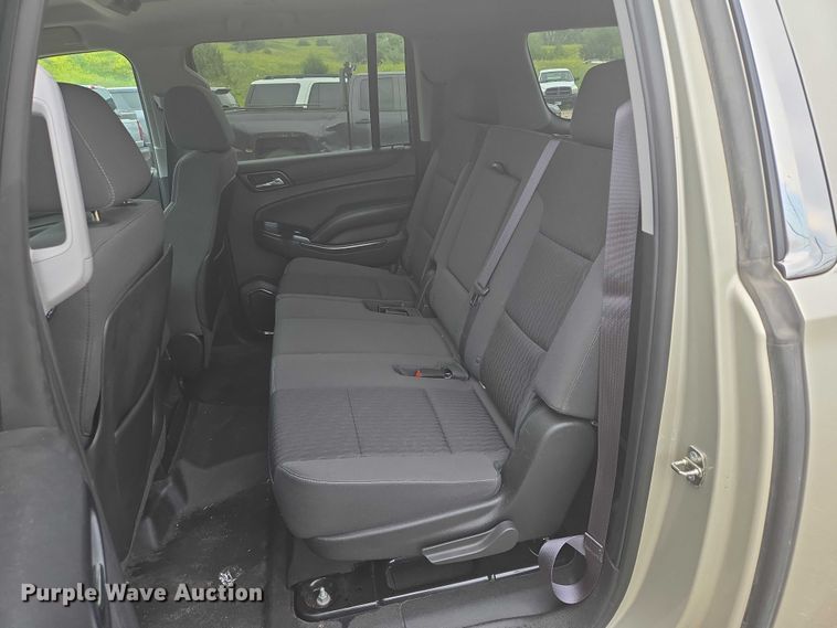 image for item ER5436 2015 Chevrolet Suburban SUV