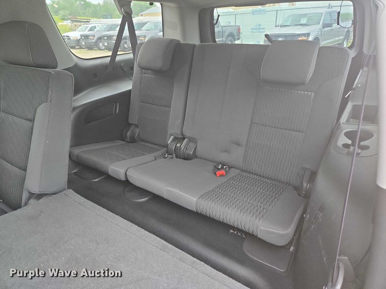 image for item ER5436 2015 Chevrolet Suburban SUV