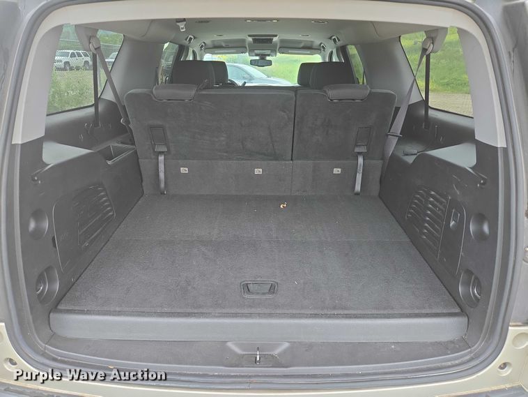 image for item ER5436 2015 Chevrolet Suburban SUV
