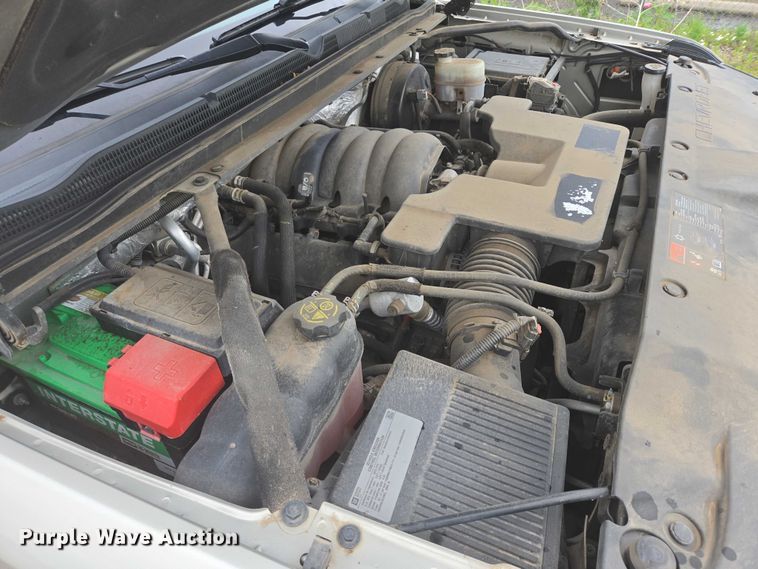 image for item ER5436 2015 Chevrolet Suburban SUV