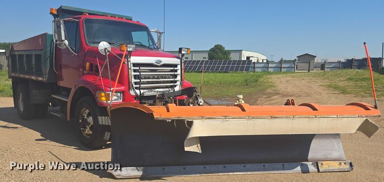 image for item ER5442 2005 Sterling L7500 dump truck