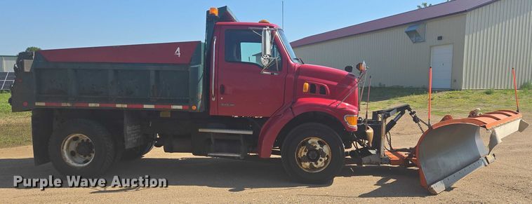 image for item ER5442 2005 Sterling L7500 dump truck