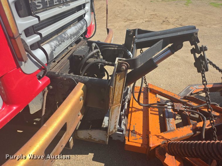 image for item ER5442 2005 Sterling L7500 dump truck