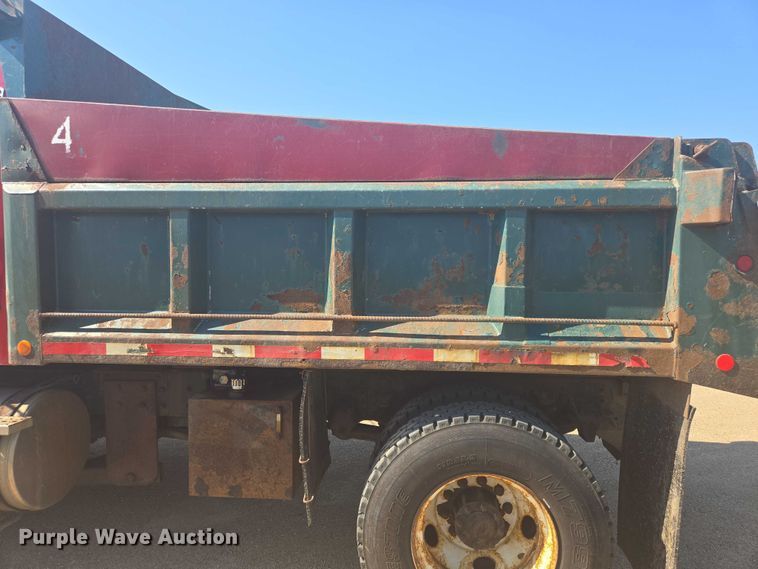image for item ER5442 2005 Sterling L7500 dump truck
