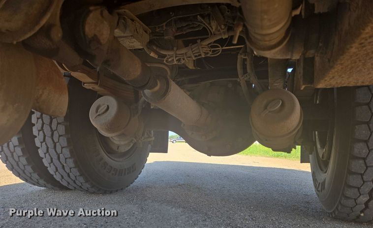 image for item ER5442 2005 Sterling L7500 dump truck