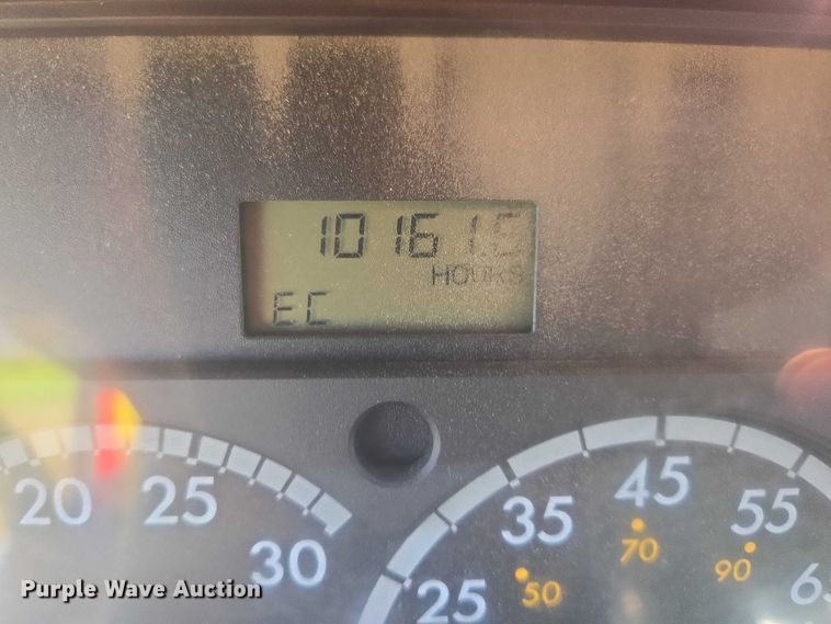 image for item ER5442 2005 Sterling L7500 dump truck