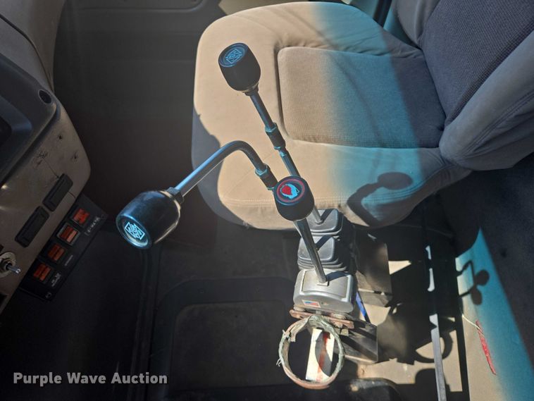 image for item ER5442 2005 Sterling L7500 dump truck