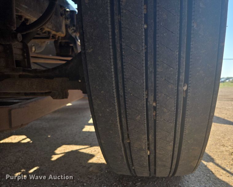 image for item ER5442 2005 Sterling L7500 dump truck