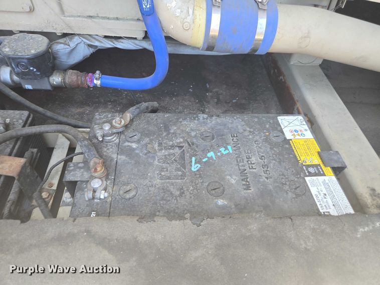 image for item FB9395 Onan 450DFEC generator