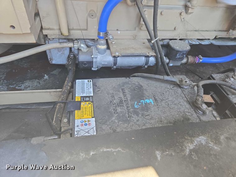 image for item FB9395 Onan 450DFEC generator