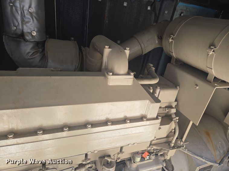 image for item FB9395 Onan 450DFEC generator